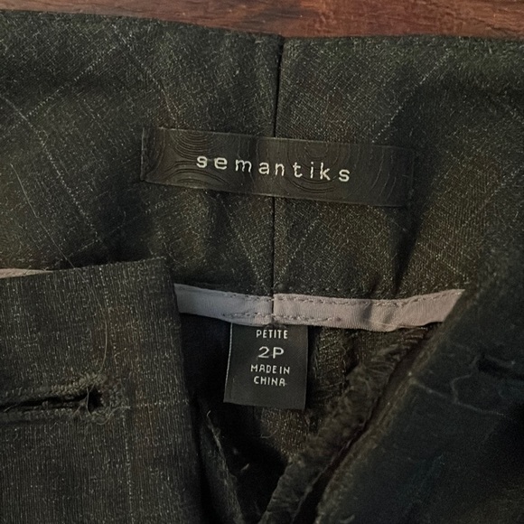 Semantiks Patterned Slacks Size 2P - Picture 2 of 3